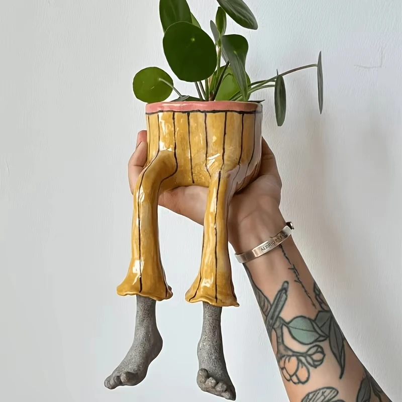 Whimsical Resin Leggy Planter  - đánh giá và giá Plant Parent Free